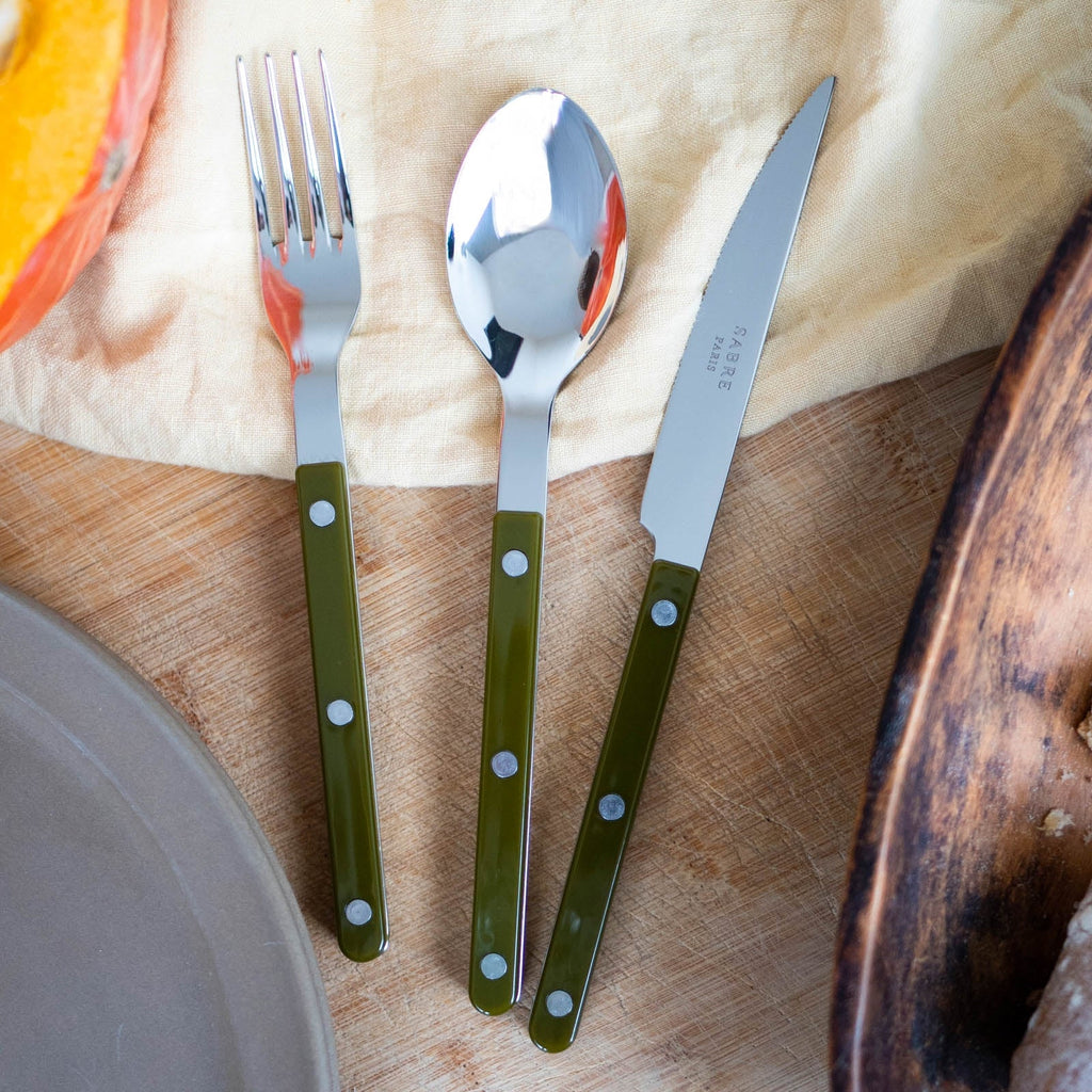 SET DE CUBIERTOS DE 4 PIEZAS, BISTROT LISO, VERDE HELECHO - CASA CULTO | Shop Online
